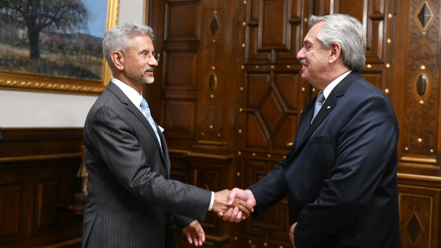 El Presidente y el canciller indio analizaron la inclusión de la Argentina a los Brics